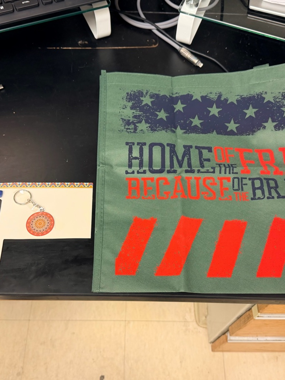 NEW 15"x15" Green Native Patriotic Tote Bag Red & Navy Graphic & Pen & Keychain